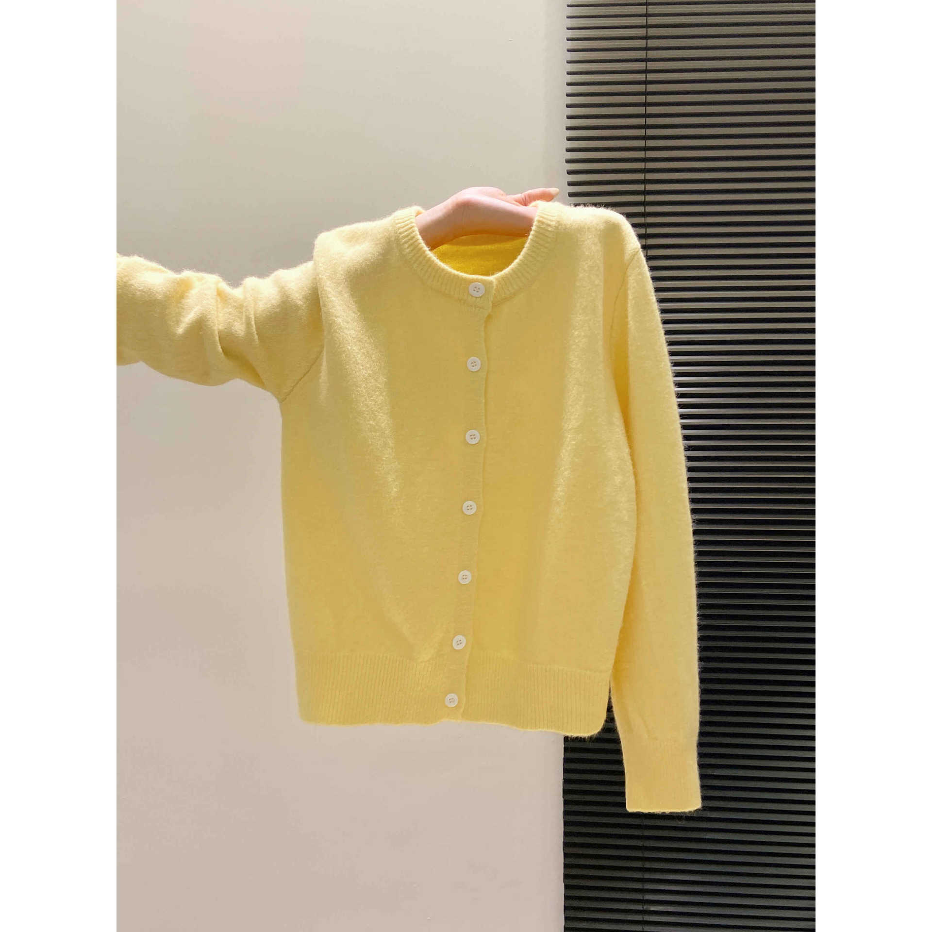 Solid Color Women's Knit Cardi - огляд і ціна Winter Clothing Colors